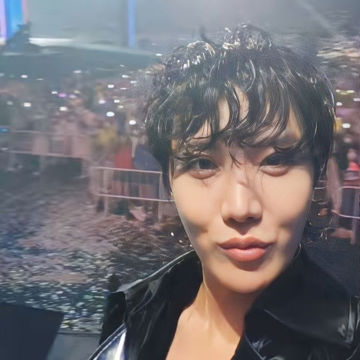 A post by 𝑹𝒆𝒚 𝑆𝑘𝑦𝑤𝑎𝑙𝑘𝑒𝑟 | BandLab